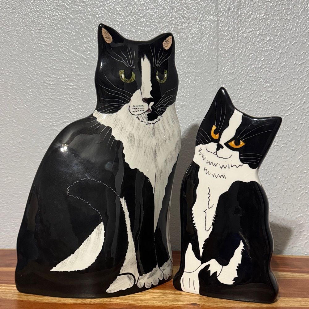 Ceramic Black White Tuxedo Cat Flower Vase by Cats By Nina Lyman Artist Decor